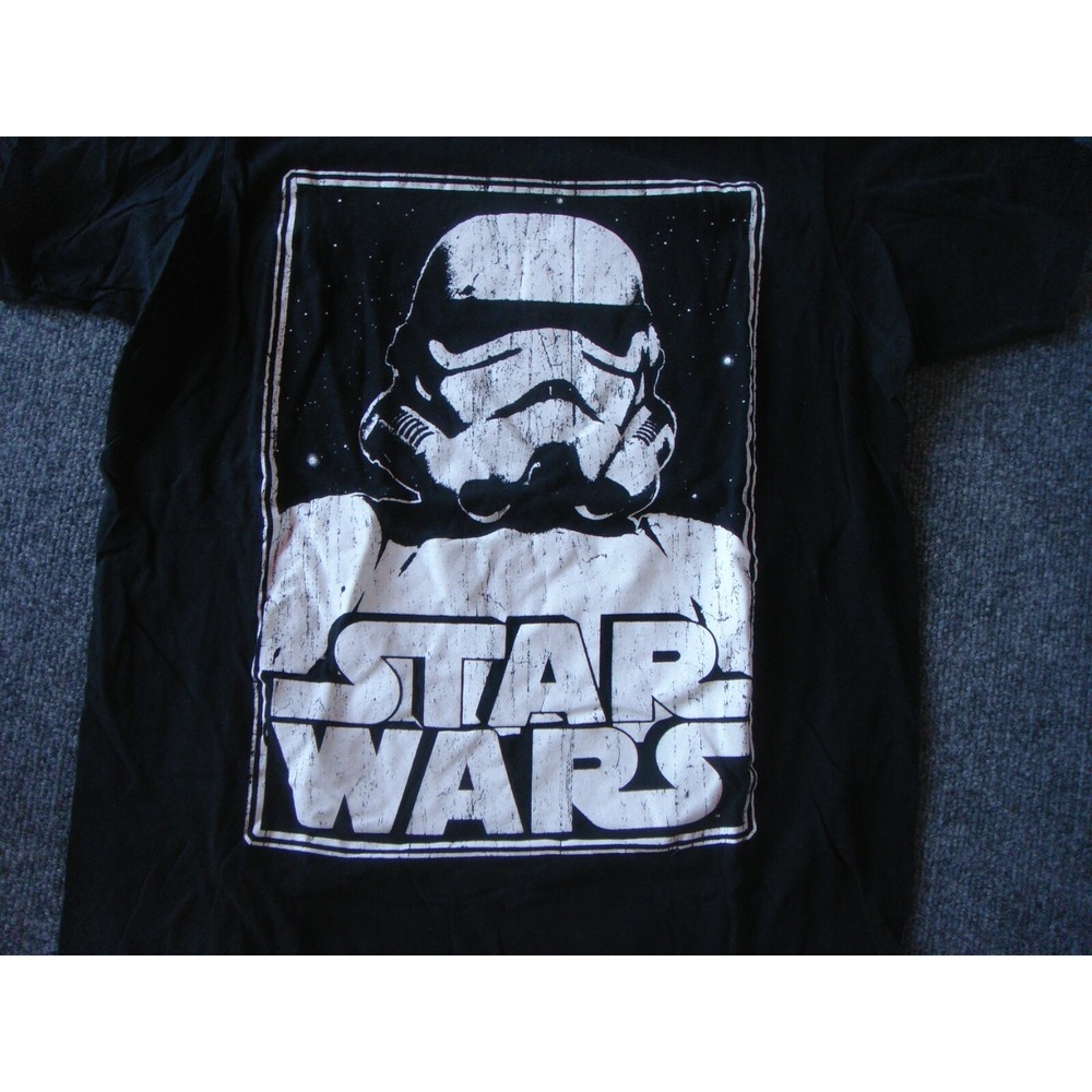 Star Wars graphic t-shirt adult M‎ fifth sun storm trooper black white